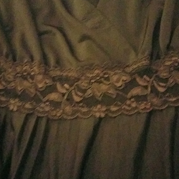 Fun Brown Lace detail Swing Dress. - Picture 3 of 3